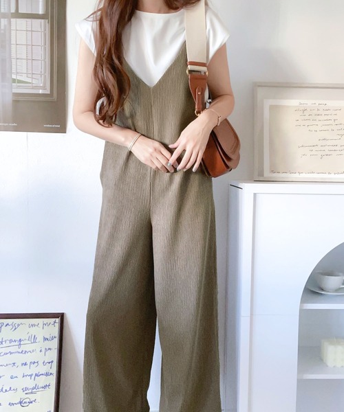 classicalelf(クラシカルエルフ)の「ゆったり×お洒落。2wayキャミサロペット(サロペット/オーバーオール・レディース・ブラック/モカ/ベージュ・LARGE/MEDIUM/SMALL/X-LARGE)」の2枚目の写真