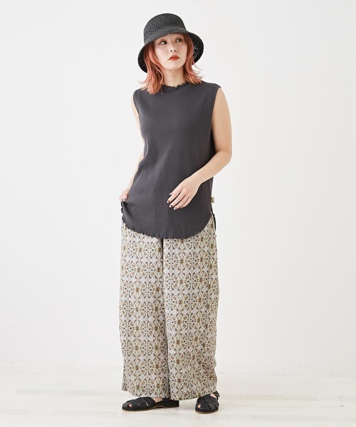 CUBE SUGAR（キューブシュガー）の「綿レーヨンボイル総柄プリントギャザーパンツ（その他パンツ・レディース・レッド/ブルー/オリーブ/カーキ・M）」の18枚目の写真