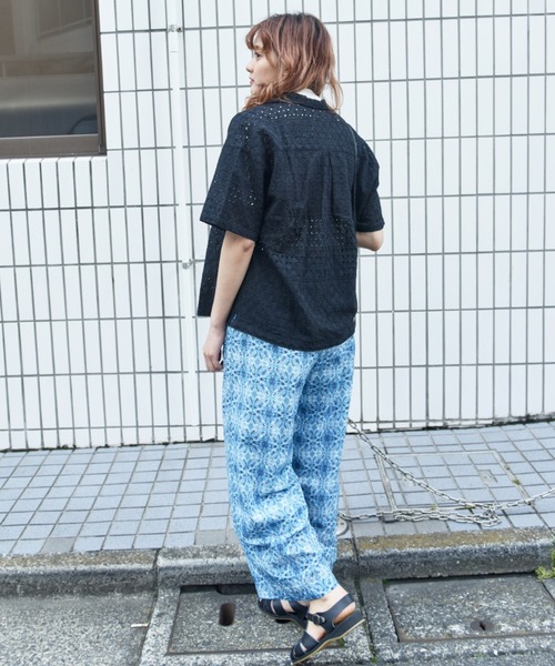 CUBE SUGAR（キューブシュガー）の「綿レーヨンボイル総柄プリントギャザーパンツ（その他パンツ・レディース・レッド/ブルー/オリーブ/カーキ・M）」の7枚目の写真