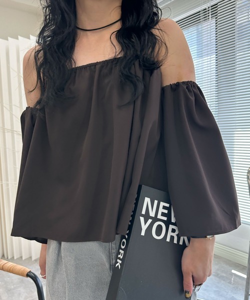 deux amour（ドゥーザムール）の「オフショルダーフレアトップス（その他トップス・レディース・ネイビー/ブラック/ブラウン・FREE）」の16枚目の写真