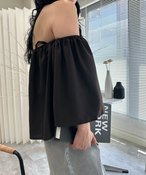 deux amour（ドゥーザムール）の「オフショルダーフレアトップス（その他トップス・レディース・ネイビー/ブラック/ブラウン・FREE）」の15枚目の写真