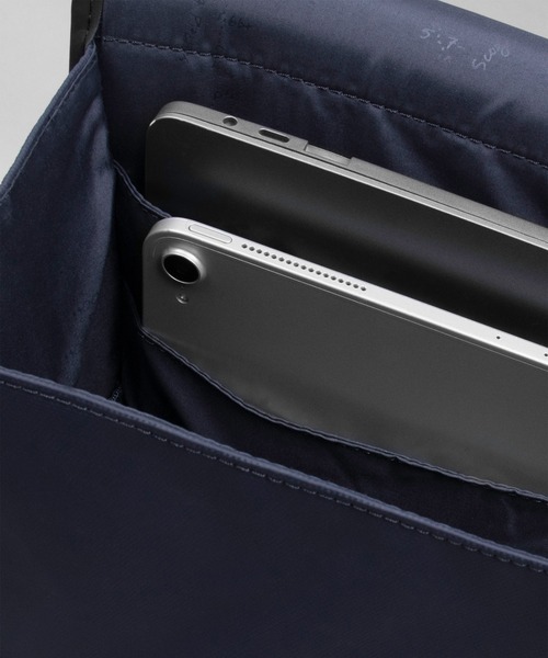 Topologie(トポロジー)の「Topologie Bags Ransel Dry Grey / Midnight(バックパック/リュック・レディース・グレー系その他・ONE SIZE)」の6枚目の写真