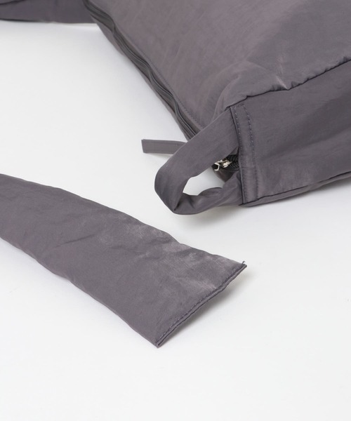 SENSE OF PLACE by URBAN RESEARCH(センスオブプレイスバイアーバンリサーチ)の「ナイロンジップショルダーバッグ(ショルダーバッグ・レディース・ブラック/アイボリー/チャコールグレー/グレー系その他・ONE)」の8枚目の写真