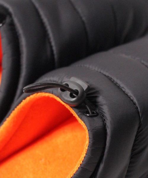 AVIREX(アヴィレックス)の「【フットウェア】サイクロン/CYCLON/AVIREX/AV4810(スリッポン・レディース・ブラック・23)」の6枚目の写真