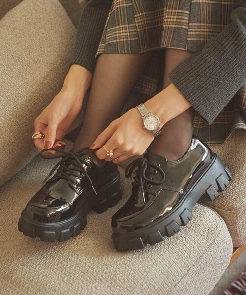 KOBE LETTUCE（コウベレタス）の「厚底ローファー（ローファー・レディース・ブラック/ブラック系・L1/LL2/S1/LL1/M1/M2/S2/L2）」の2枚目の写真