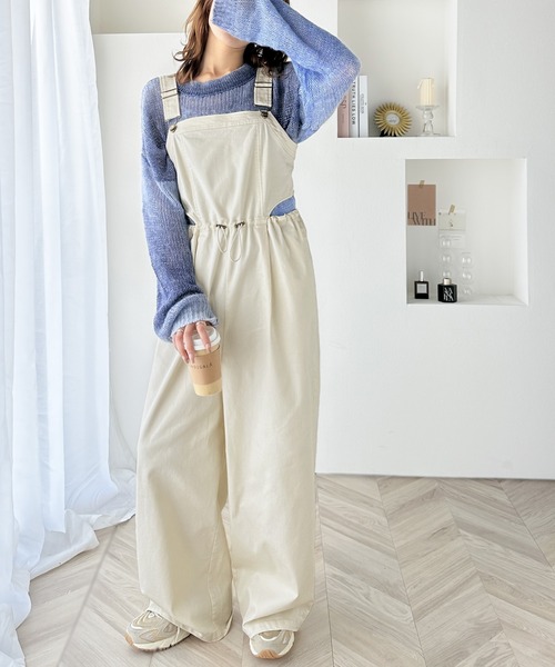 classicalelf(クラシカルエルフ)の「1枚でこなれスタイル。カットアウト綿ツイルサロペット(サロペット/オーバーオール・レディース・ブラック/チャコールグレー/アイボリー・SMALL/MEDIUM/LARGE/X-LARGE)」の13枚目の写真