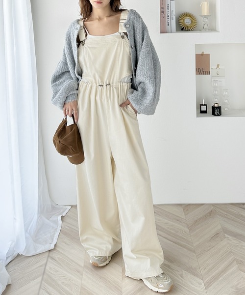 classicalelf(クラシカルエルフ)の「1枚でこなれスタイル。カットアウト綿ツイルサロペット(サロペット/オーバーオール・レディース・ブラック/チャコールグレー/アイボリー・SMALL/MEDIUM/LARGE/X-LARGE)」の15枚目の写真