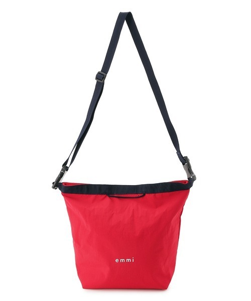 emmi（エミ）の「【emmi yoga】emmi yoga ポーチシュシュSET（ショルダーバッグ・レディース・ブラック/レッド・FREE）」の5枚目の写真