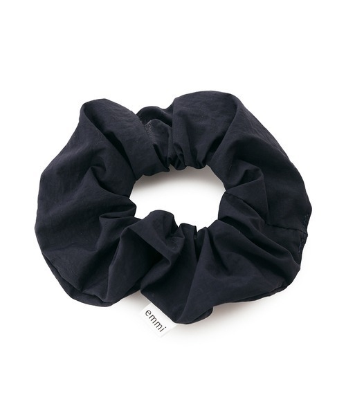 emmi（エミ）の「【emmi yoga】emmi yoga ポーチシュシュSET（ショルダーバッグ・レディース・ブラック/レッド・FREE）」の14枚目の写真