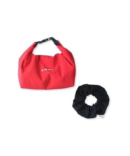 emmi（エミ）の「【emmi yoga】emmi yoga ポーチシュシュSET（ショルダーバッグ・レディース・ブラック/レッド・FREE）」の20枚目の写真