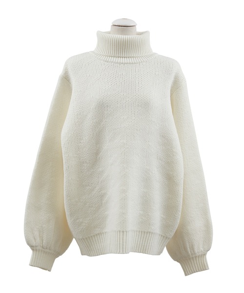 PUNYUS（プニュズ）の「タートルネックオーバーニット（ニット/セーター・レディース・グレー/ブラック/ピンク/グリーン/オフホワイト・4/3）」の15枚目の写真