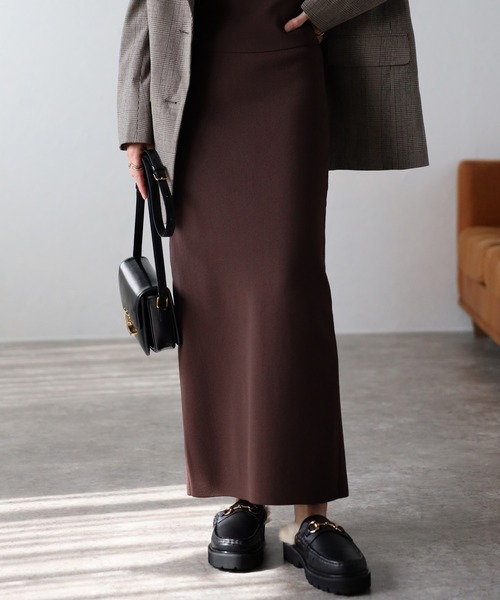 Bonjour Sagan（ボンジュールサガン）の「ダンボールニットスカート（スカート・レディース・ブラック/オフホワイト/チャコールグレー/ブラウン/レッド/ベージュ・S/M）」の4枚目の写真