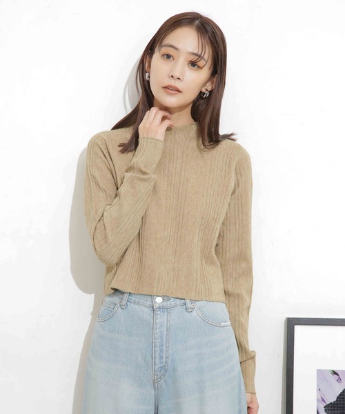 NANO universe(ナノユニバース)の「ランダムリブクロップドニットトップス(ニット/セーター・レディース・イエロー/ベージュ/ブラック・FREE)」の11枚目の写真