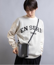 【En serio TOKYO】コットンタッチダブルジャガード アーチロゴ クルーネックニット