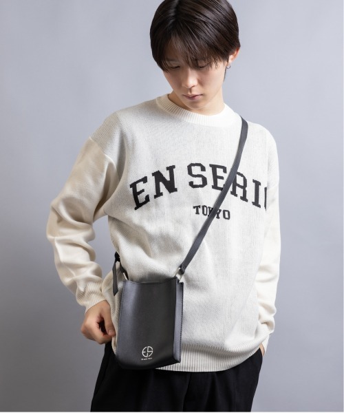 En serio TOKYO(エンソリオトーキョー)の「【En serio TOKYO】コットンタッチダブルジャガード アーチロゴ クルーネックニット(ニット/セーター・メンズ・ブラック/グレー/アイボリー・M/L)」の3枚目の写真