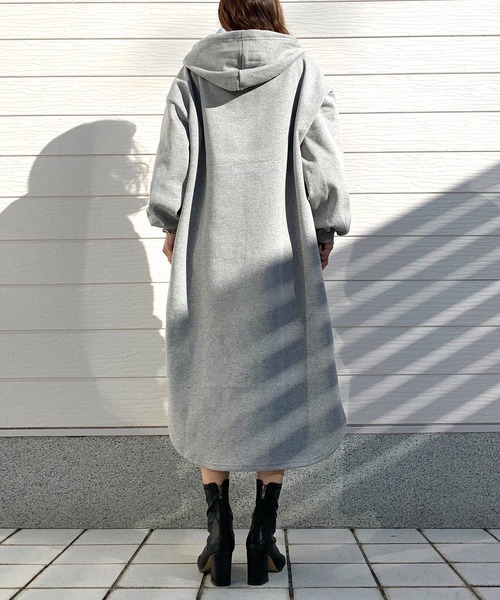 Q（キュー）の「裏起毛フード付きワンピース（ワンピース）」 - WEAR