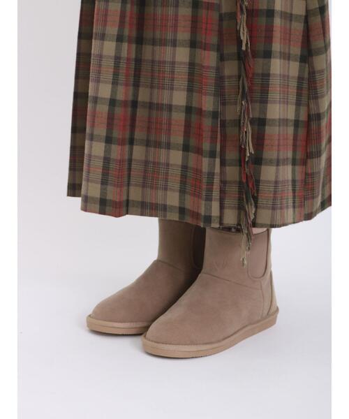 Samansa Mos2(サマンサ モスモス)の「サイドゴアフェイクムートンブーツ(ブーツ・レディース・ブラウン/ベージュ・M/L)」の4枚目の写真