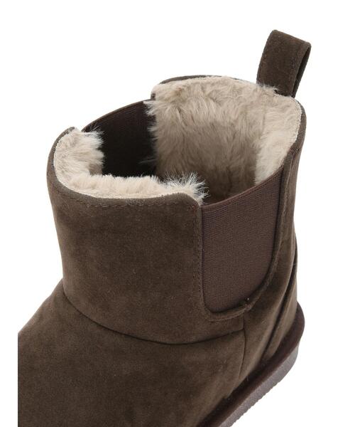 Samansa Mos2(サマンサ モスモス)の「サイドゴアフェイクムートンブーツ(ブーツ・レディース・ブラウン/ベージュ・M/L)」の10枚目の写真