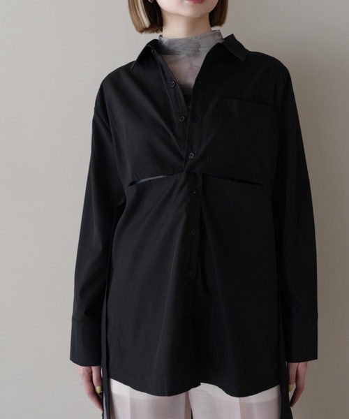 Uenui(ウニュイ)の「【ZOZO限定】センター スリット デザインシャツ(シャツ/ブラウス・レディース・ブラック/ホワイト・FREE)」の1枚目の写真