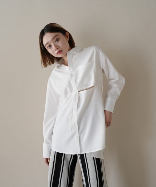 Uenui(ウニュイ)の「【ZOZO限定】センター スリット デザインシャツ(シャツ/ブラウス・レディース・ブラック/ホワイト・FREE)」の3枚目の写真