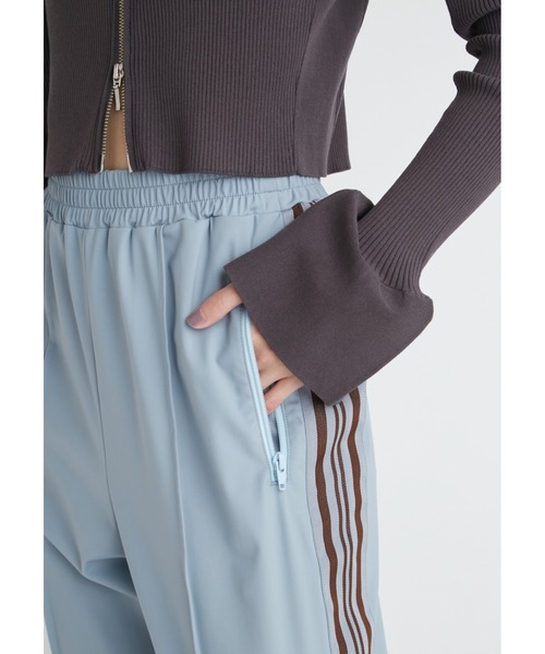 emmi（エミ）の「【emmi atelier】サイドライントラックパンツ（スウェットパンツ・レディース・ライトブルー/パープル・0/1）」の10枚目の写真