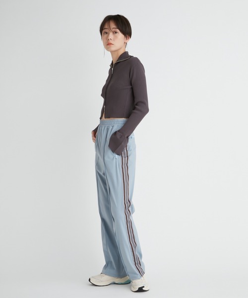 emmi（エミ）の「【emmi atelier】サイドライントラックパンツ