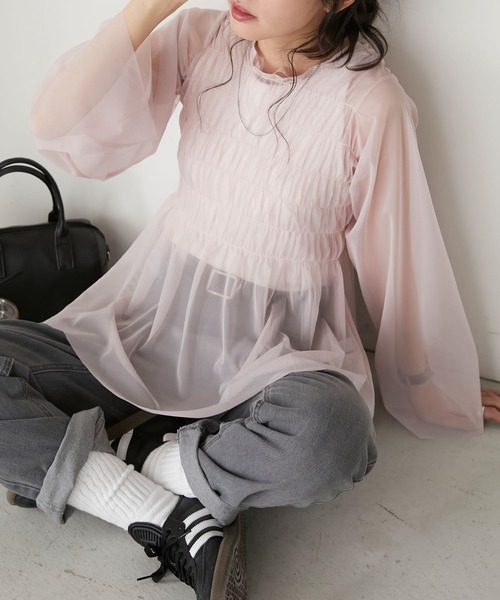BONLECILL(ボンルシール)の「シャーリングチュールブラウス(シャツ/ブラウス・レディース・ピンク/ブルー/チャコールグレー/ブラック/アイボリー・FREE)」の15枚目の写真