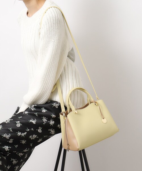 OPAQUE.CLIP（オペークドットクリップ）の「◆【2WAY】ミドルサイズボストンバッグ（ボストンバッグ・レディース・ブラック/ベージュ系その他7/イエロー系4/ブルー系4・00）」の17枚目の写真