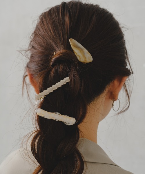 BIRTHDAY BAR（バースデイバー）の「ニュアンスヘアクリップセット ボリューム（バレッタ/ヘアクリップ・レディース・ベージュ/ブラウン・フリー）」の2枚目の写真