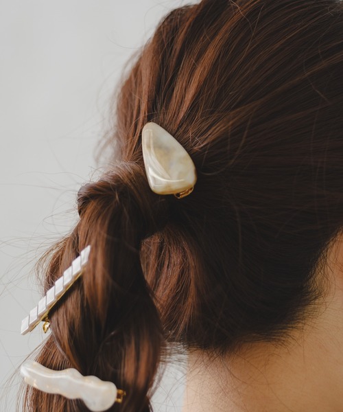 BIRTHDAY BAR（バースデイバー）の「ニュアンスヘアクリップセット ボリューム（バレッタ/ヘアクリップ・レディース・ベージュ/ブラウン・フリー）」の8枚目の写真