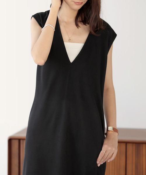 nouvellemoi（ヌーベルモイ）の「Vネックロングジャンパースカート（ジャンパースカート・レディース・アイボリー/ブラック/グレー/モカ・S/L/M）」の20枚目の写真