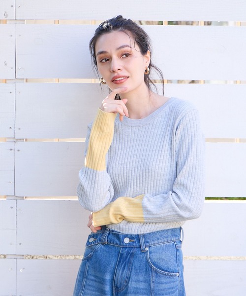 BAYFLOW(ベイフロー)の「バイカラーリブニットプルオーバー(ニット/セーター・レディース・ライトグレー/ブラック/オフホワイト/ラベンダー・SMALL/MEDIUM)」の4枚目の写真