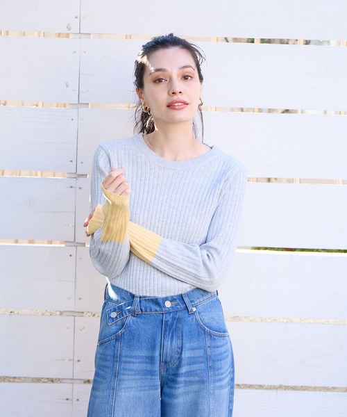 BAYFLOW(ベイフロー)の「バイカラーリブニットプルオーバー(ニット/セーター・レディース・ライトグレー/ブラック/オフホワイト/ラベンダー・SMALL/MEDIUM)」の10枚目の写真