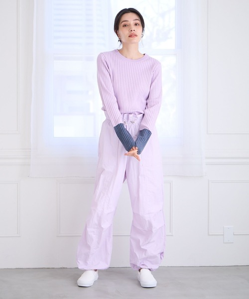 BAYFLOW(ベイフロー)の「バイカラーリブニットプルオーバー(ニット/セーター・レディース・ライトグレー/ブラック/オフホワイト/ラベンダー・SMALL/MEDIUM)」の17枚目の写真