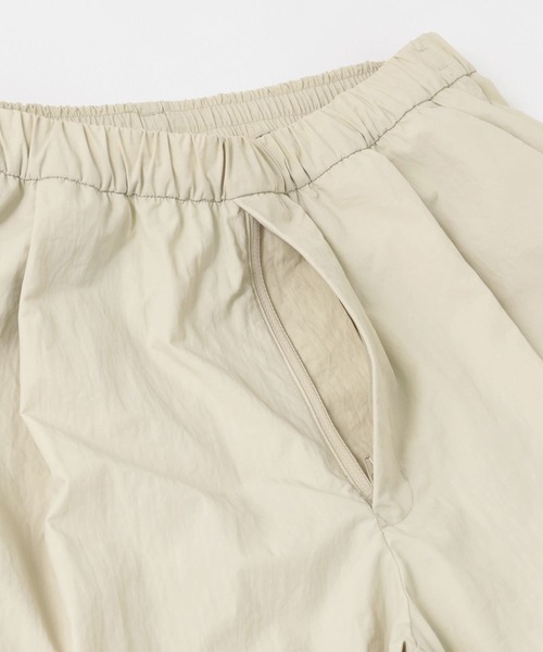 EKAL(エカル)の「『撥水/UVカット』『UR TECH』ナイロンタッサートラウザー(その他パンツ・メンズ・グレー/ベージュ・SMALL/MEDIUM/LARGE)」の6枚目の写真