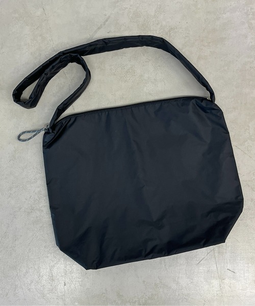 CPCM（シーピーシーエム）の「ハンドルギャザーナイロンショルダー（ショルダーバッグ・レディース・ブラック/アイボリー/ブラウン・FREE）」の18枚目の写真