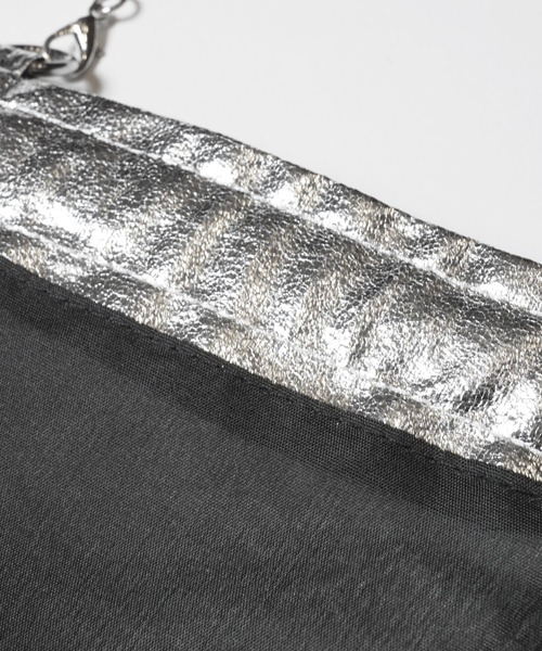 coca(coca)(コカ)の「【WEB限定セール】メタリック巾着チェーンバック(ショルダーバッグ・レディース・シルバー/ゴールド・ONE SIZE)」の19枚目の写真