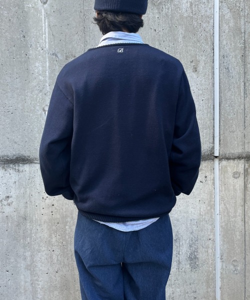 BROKEN BASE（ブロークンベース）の「刺繍入り7GVネックニット（ニット/セーター・メンズ・チャコールグレー/ネイビー・LARGE/MEDIUM）」の8枚目の写真