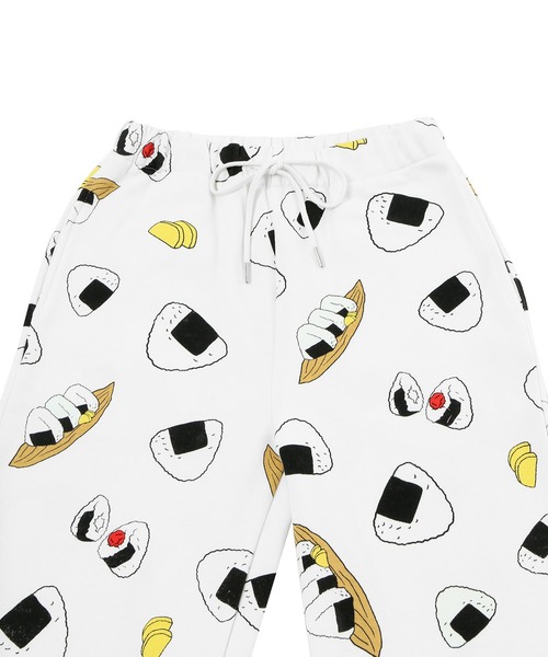 PUNYUS（プニュズ）の「フード総柄スウェットパンツ(ONIGIRI・YAKINIKU・NATTO）（スウェットパンツ・レディース・ブラウン/レッド/ブラック・4/3/2/1）」の21枚目の写真