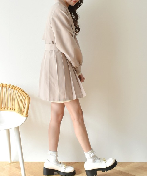 ems excite（エムズエキサイト）の「ピーチプリーツトレンチ（トレンチコート・レディース・ライトブラウン/ブラック/ナチュラル・FREE）」の21枚目の写真