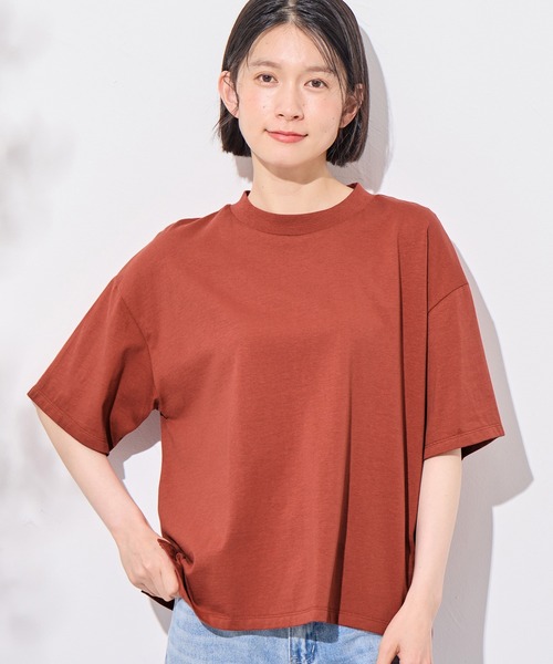 Viola e Viola(ヴィオラエヴィオラ)の「さらひやりコットン プチハイ5分袖Tシャツ(Tシャツ/カットソー・レディース・グレイッシュブルー/オレンジ/ホワイト/ブラック・LL/3L/M/L)」の4枚目の写真