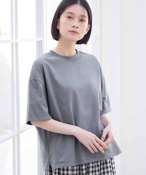 Viola e Viola(ヴィオラエヴィオラ)の「さらひやりコットン プチハイ5分袖Tシャツ(Tシャツ/カットソー・レディース・グレイッシュブルー/オレンジ/ホワイト/ブラック・LL/3L/M/L)」の21枚目の写真
