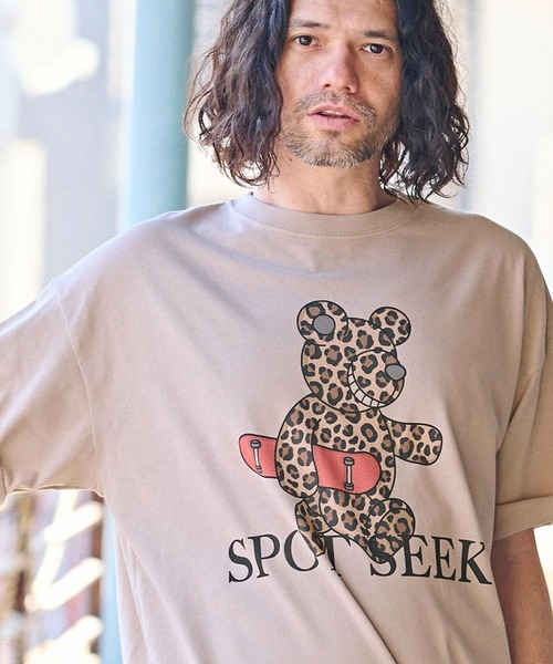 CAMBIO(カンビオ)の「mt8935- ビッグシルエットプリントTシャツ(Leopard Teddy)(Tシャツ/カットソー・メンズ・ホワイト/ピンク/ベージュ・S/M/L/XL)」の3枚目の写真
