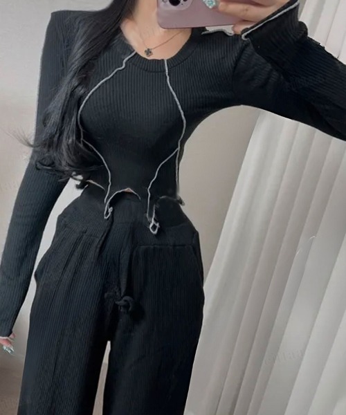 Dalfwin（ダールフィン）の「韓国ファッション ウェーブカット配色ラインカットソー（Tシャツ/カットソー・レディース・ブラック/ベージュ・FREE）」の13枚目の写真