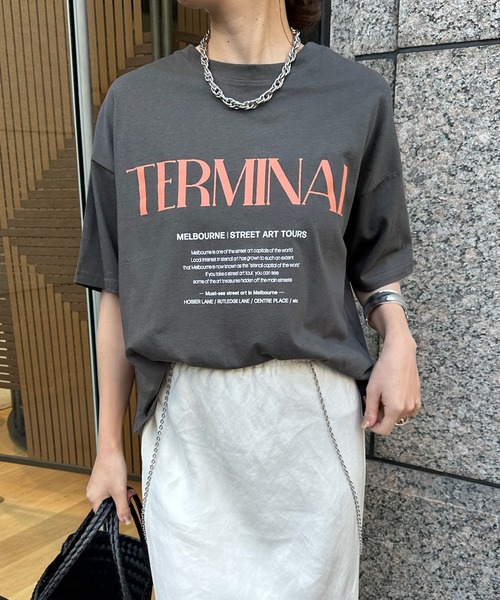 DouDou(ドゥドゥ)の「【WEB限定】TERMINALロゴTEE(Tシャツ/カットソー・レディース・チャコールグレー/グレー/ホワイト系その他・FREE)」の18枚目の写真