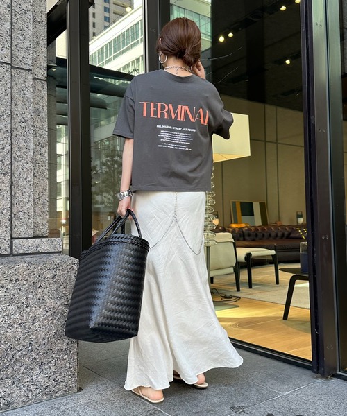 DouDou(ドゥドゥ)の「【WEB限定】TERMINALロゴTEE(Tシャツ/カットソー・レディース・チャコールグレー/グレー/ホワイト系その他・FREE)」の21枚目の写真