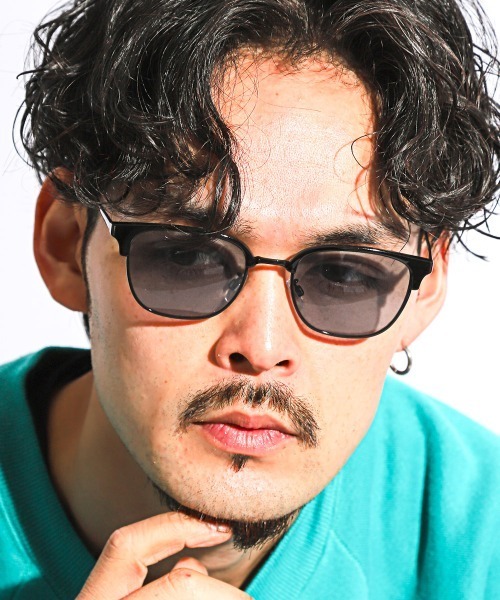 LUXSTYLE（ラグスタイル）の「サーモントサングラス（サングラス・メンズ・ライトブルー/ライトグレー/チャコール・FREE）」の4枚目の写真