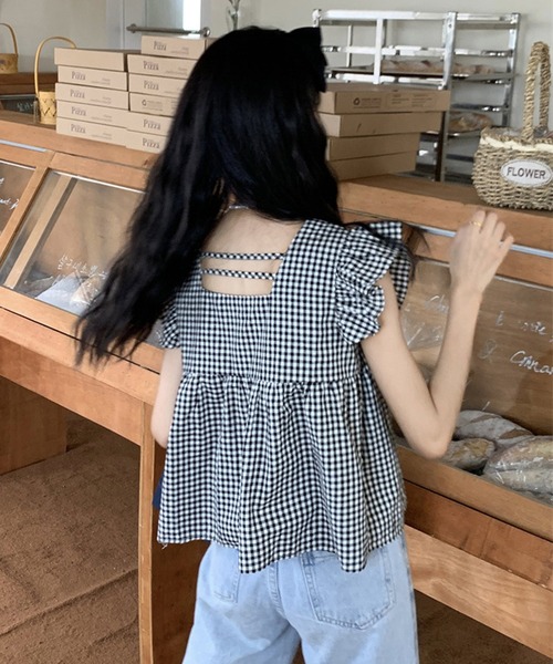 HALEY PESCA（ヘーリーペスカ）の「HALEY PESCA/スクエアネック　チェックフリルブラウス（シャツ/ブラウス・レディース・ブラック/レッド・SMALL/MEDIUM/LARGE）」の8枚目の写真