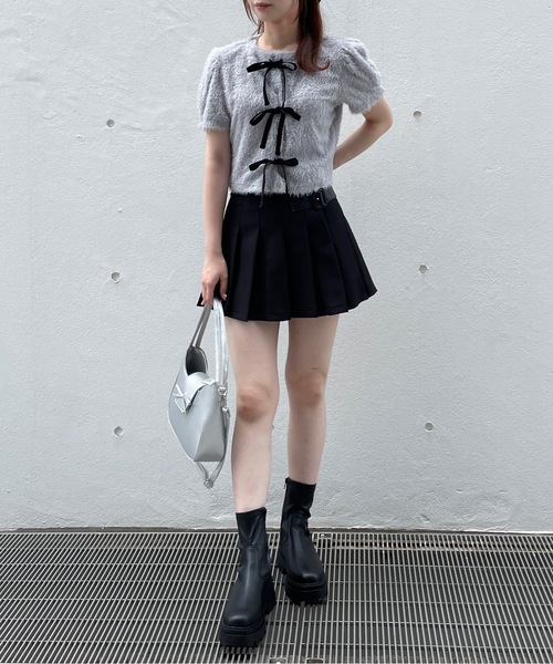 one way（ワンウェイ）の「サイドダブルベルトプリーツスカート