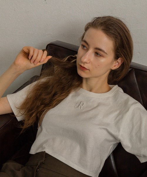 RANCLIC（ランクリック）の「cropped back open T-shirt 【RC】（Tシャツ/カットソー・レディース・アイボリー/ブラック/カーキ・FREE）」の4枚目の写真